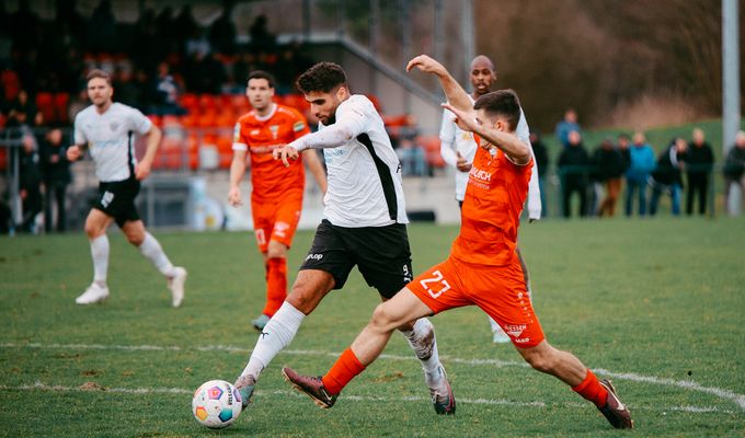 Auswärtssieg: FCB schlägt Wegberg-Beeck mit 2:0