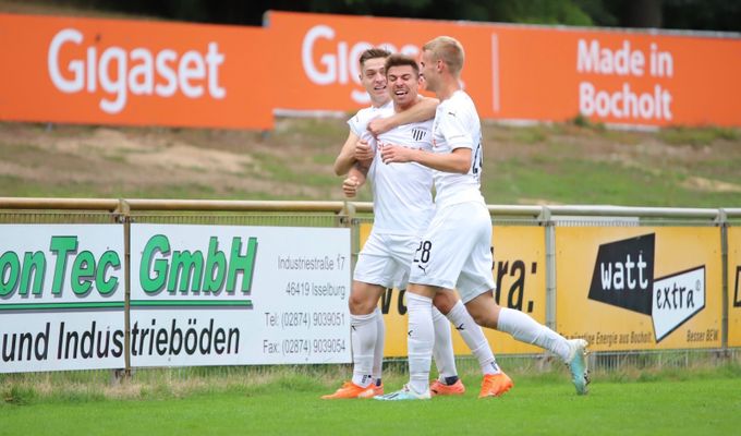 1. FC Bocholt verlängert mit Beckert und Boche