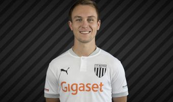 André Bugla bleibt 1. FC Bocholt treu