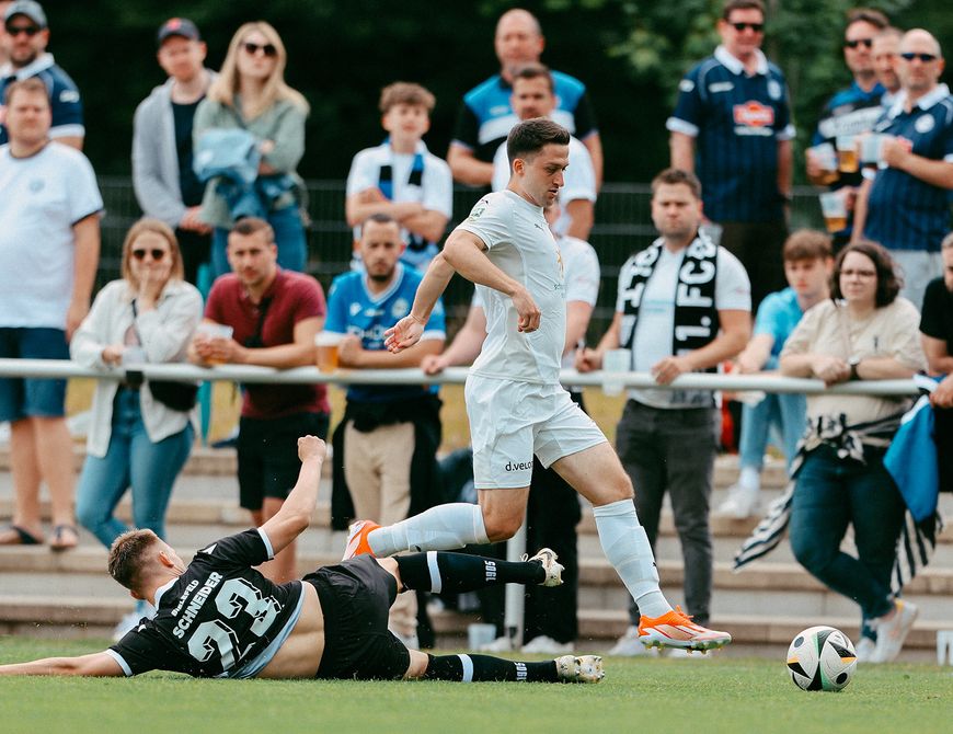 1. FC Bocholt unterliegt 0:4 bei Arminia Bielefeld