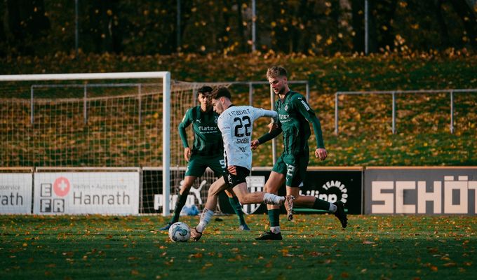 Fohlen-Elf zu Gast im Stadion am Hünting