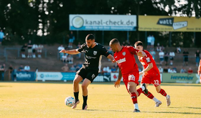 Topspiel-Übertragung aus Wuppertal und gegen Duisburg