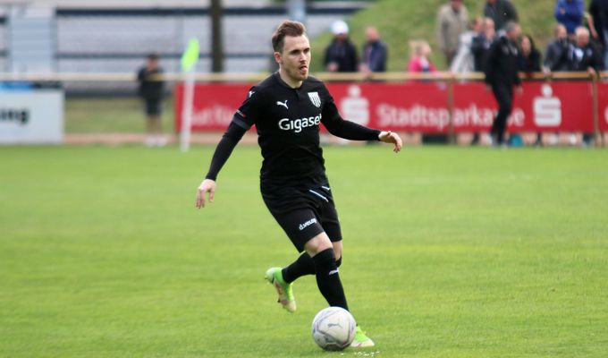 1. FC Bocholt verlängert mit Florian Abel