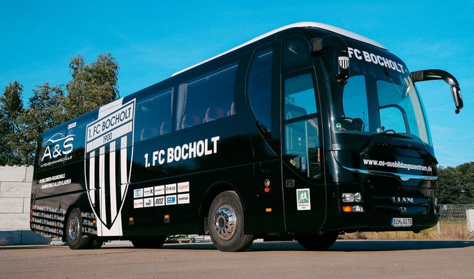 1. FC Bocholt erhält eigenen Mannschaftsbus