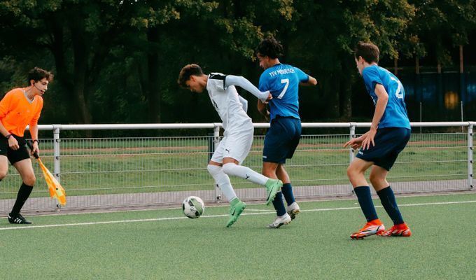 U19 mit deutlicher Niederlage in Meerbusch – U15 torlos gegen Essen